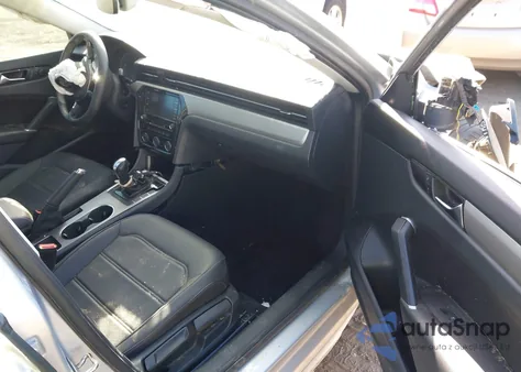 2021 Volkswagen Passat 2.0T Se из США, поврежденный, VIN 1VWSA7A36MC010167